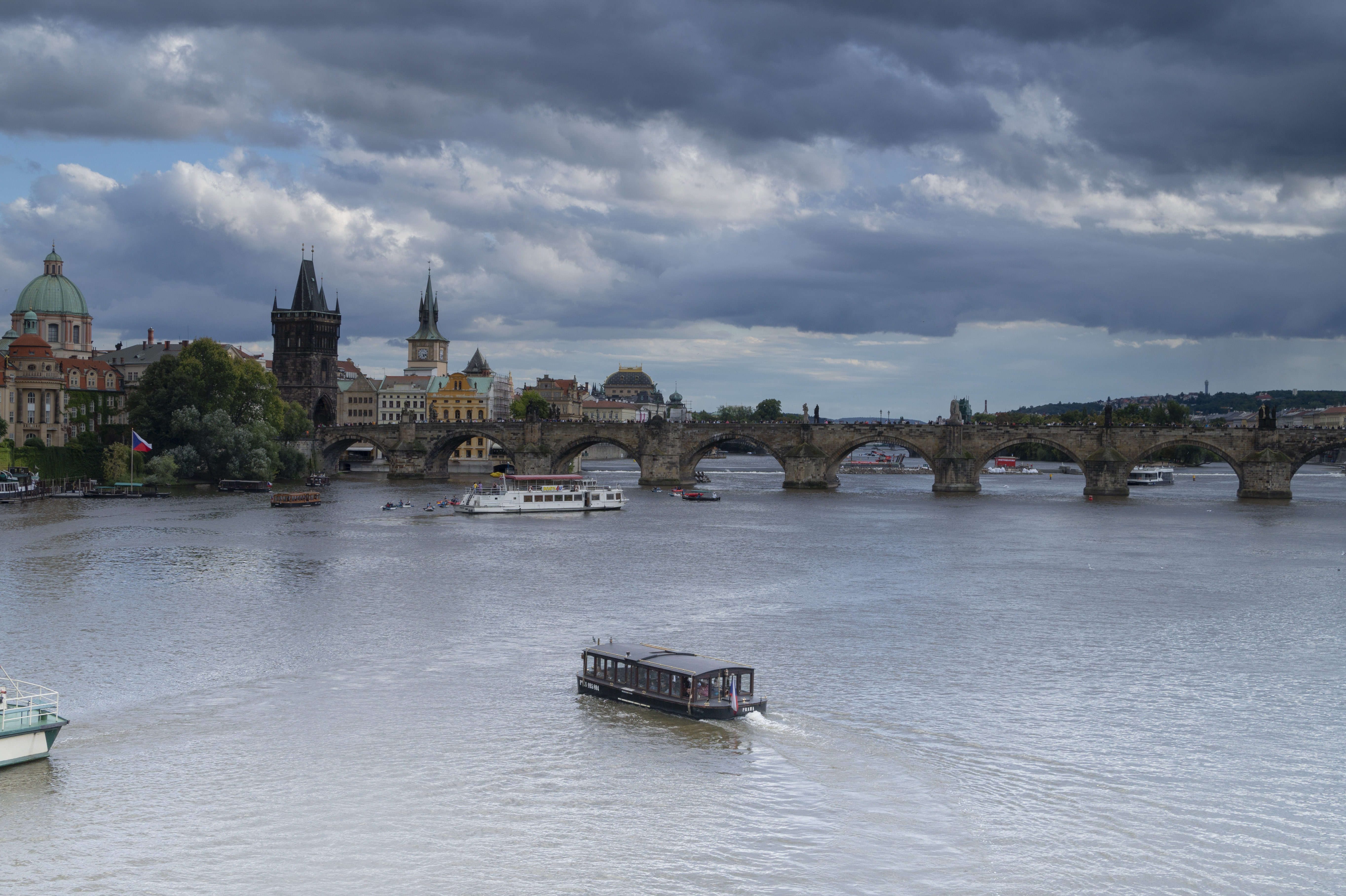 Prague That Stays Under Your Skin: How Not to Lose It in the Crowd